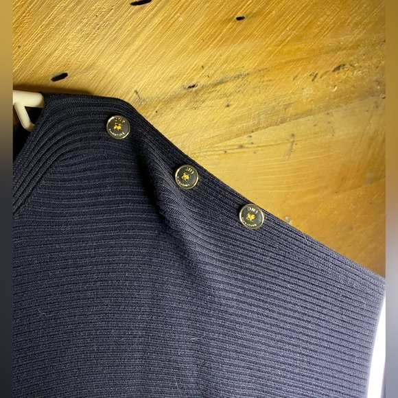 Jones New York Sweater size medium - Picture 4 of 4